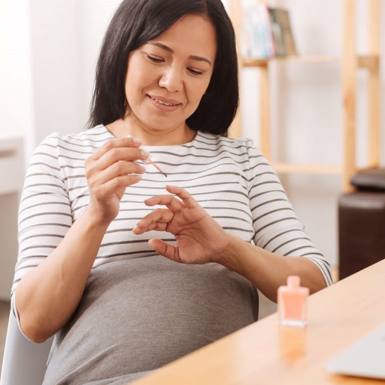Nail-Polish-For-Pregnancy