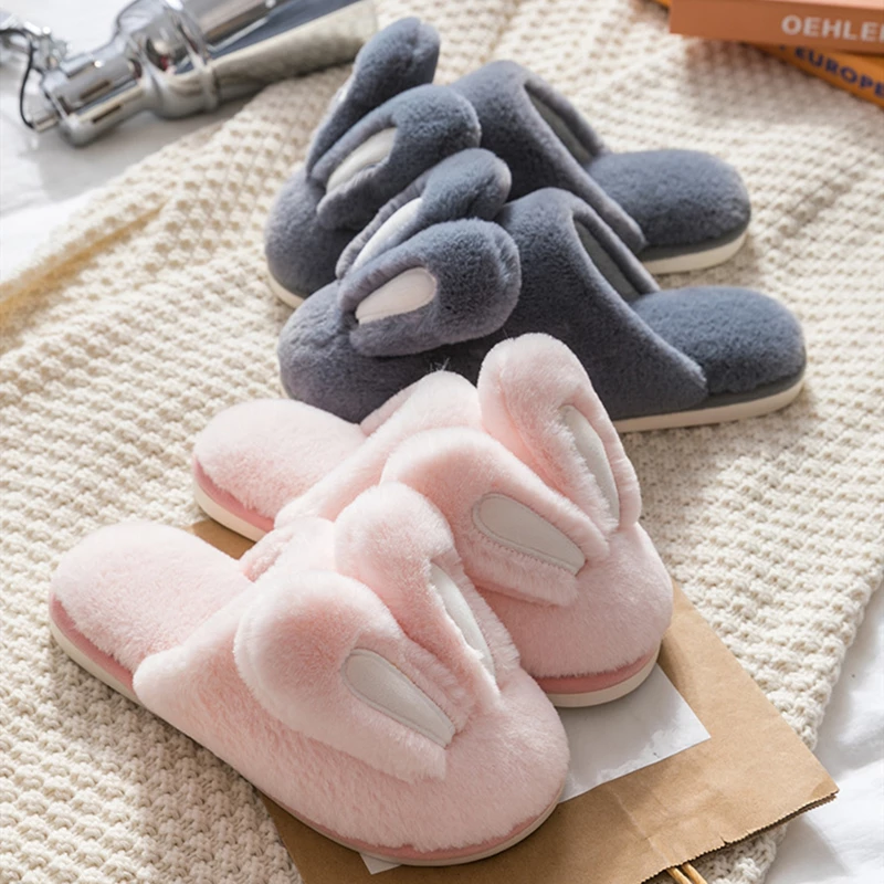 Fur slippers for couple